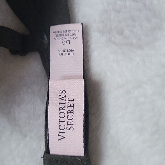 Victoria's Secret High Neck Bralette - Picture 3 of 4